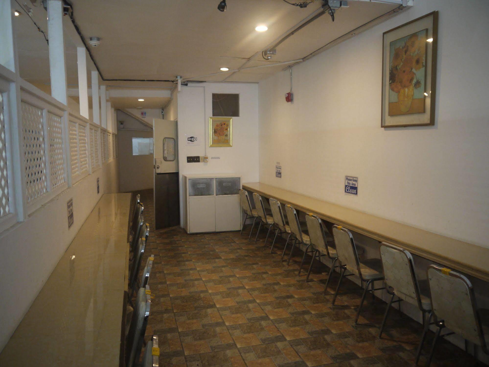 Himawari Hotel Garapan Buitenkant foto