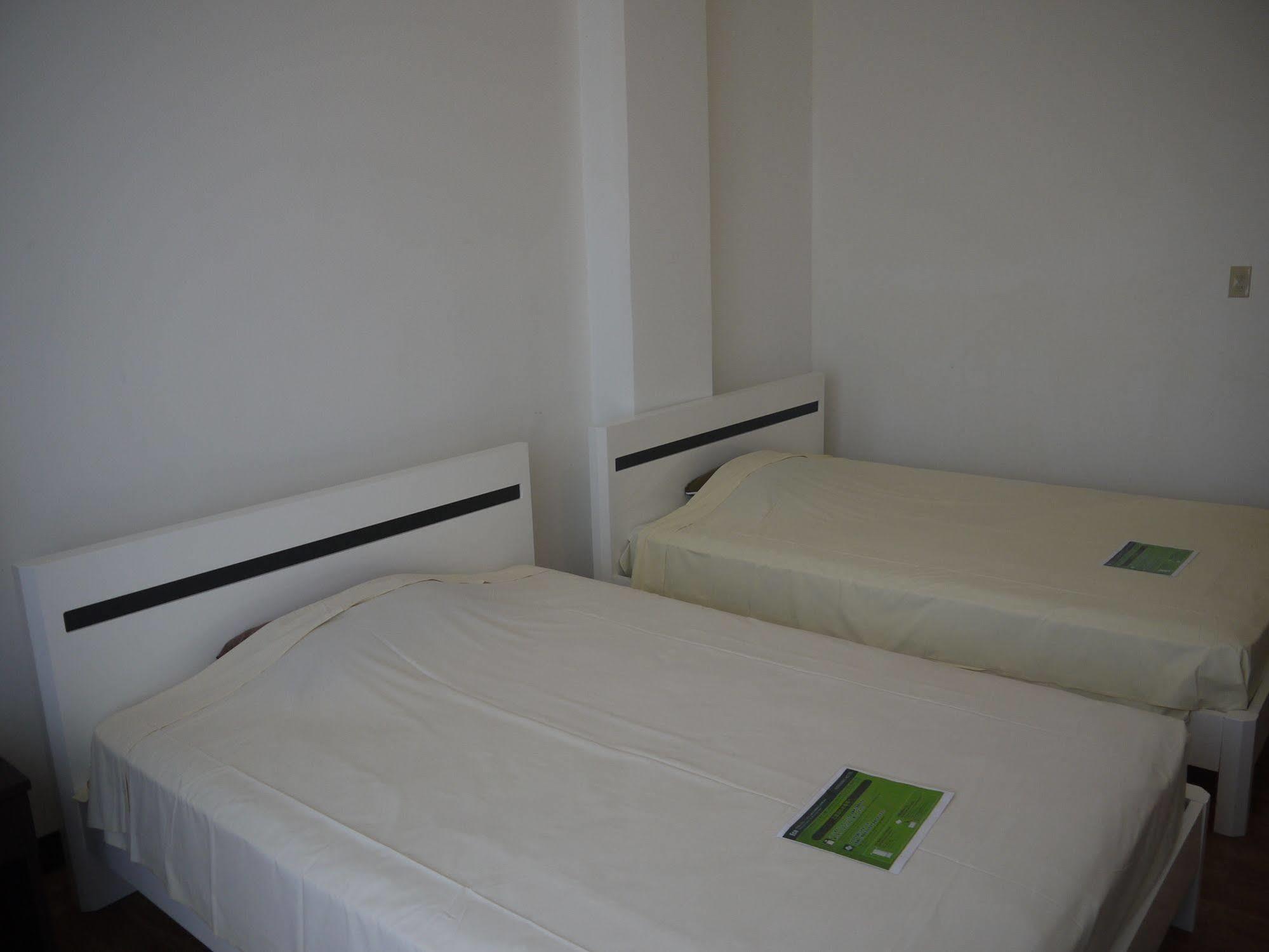 Himawari Hotel Garapan Buitenkant foto